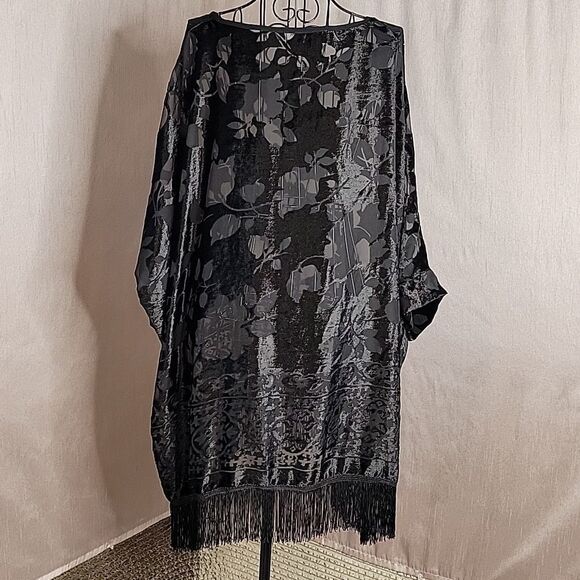 BASICALLY ME Black Fringed Semi‎ Sheer Velveteen Oversized Blouse S/M - Picture 8 of 9